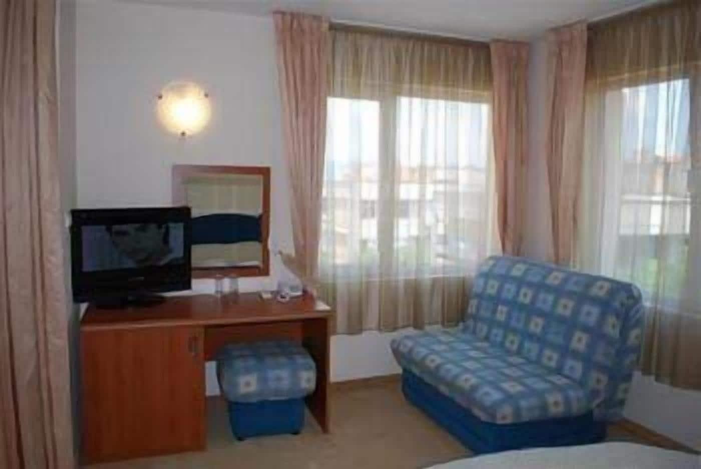 Italia Hotel 네세부르 외부 사진