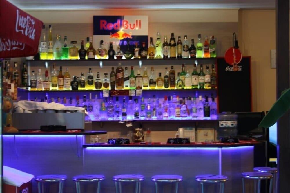 Italia Hotel 네세부르 외부 사진