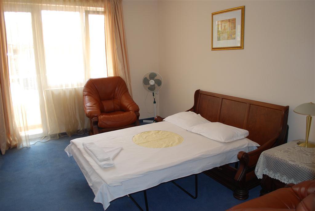 Italia Hotel 네세부르 외부 사진