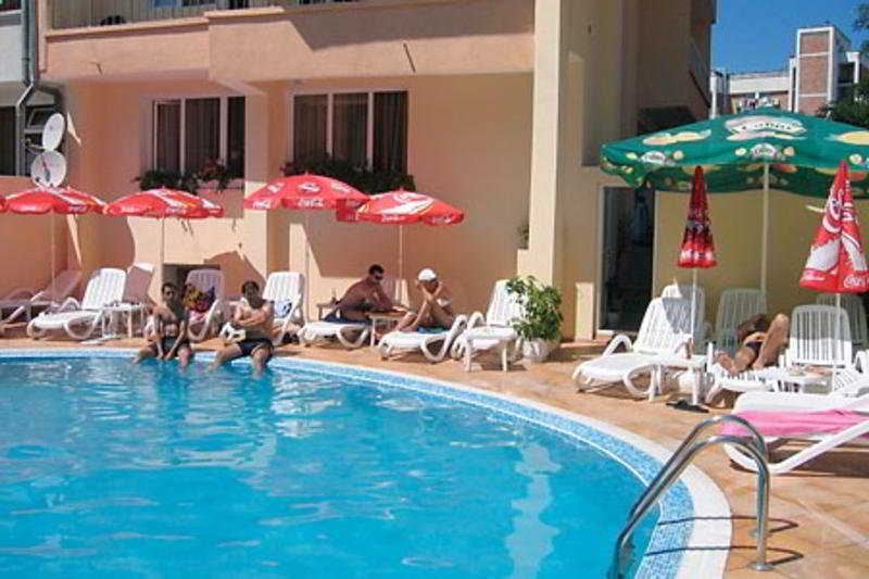 Italia Hotel 네세부르 외부 사진